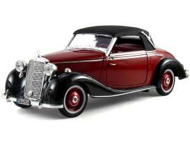 Mercedes Benz  - 1950 burgundy/black - 1:18 - Signature Models - 18123 - sig18123bnbk | The Diecast Company