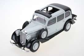 Mercedes Benz  - 1936 grey - 1:18 - Triple9 Resin series - T9R1800105 - T9R1800105 | The Diecast Company