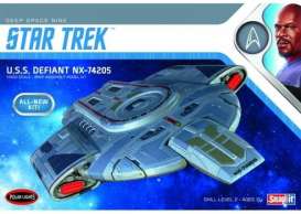 Star Trek  - U.S.S. Defiant NX-74205  - 1:1000 - Polar Lights - 0952 - plls0952 | The Diecast Company