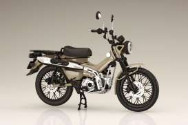 Honda  - CT125 brown - 1:12 - Fujimi - 141923 - fuji141923 | The Diecast Company