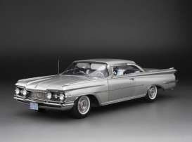 Oldsmobile  - 98 hard top 1959 silver mist - 1:18 - SunStar - 5247 - sun5247 | The Diecast Company