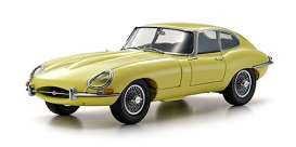 Jaguar  - E Type  yellow - 1:18 - Kyosho - 08954LY - kyo8954LY | The Diecast Company